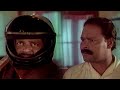 ഹെൽമറ്റ് ഒക്കെ വച്ച് ഇയാൾ ചന്ദ്രനിലേ