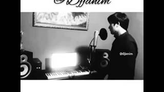 Omuzumda ağlayan bir sen