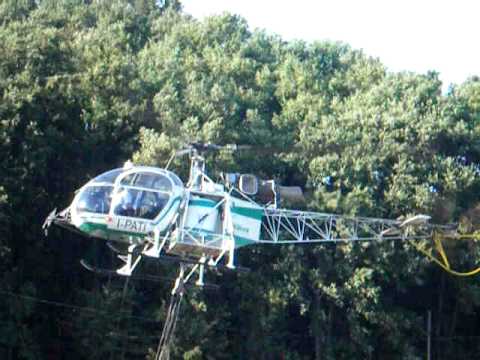 SA 315B Lama Take-off during a blaze