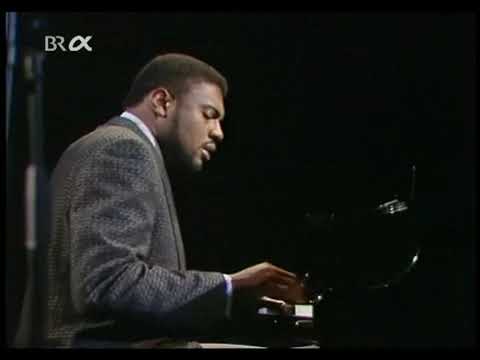 Tony Williams Quintet feat Bob Hurst Live 1989