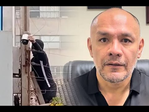 Denuncian violento desalojo en casa de Jackson Mora: "Entraron con armas"