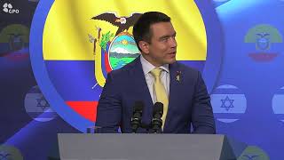 ראש הממשלה בנימין נתניהו נפגש עם נשיא אקוודור דניאל נובואה (עדכוני משרד ראש הממשלה) - התמונה מוצגת ישירות מתוך אתר האינטרנט יוטיוב. זכויות היוצרים בתמונה שייכות ליוצרה. קישור קרדיט למקור התוכן נמצא בתוך דף הסרטון