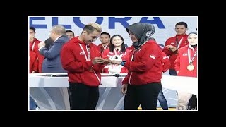 Download lagu Atlet Pencak Silat Hanifan Lamar Kekasih saat Live di TV, Dibalas dengan Tendangan Sabit Kiri mp3 Download lagu Atlet Pencak Silat Hanifan Lamar Kekasih saat Live di TV, Dibalas dengan Tendangan Sabit Kiri mp3