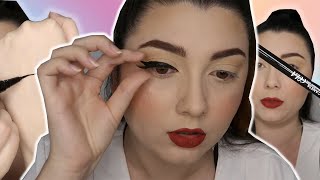 CANETA DELINEADORA QUE COLA CÍLIOS HELLO MINI