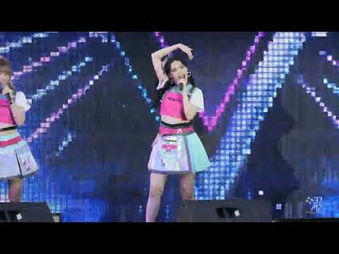 220320 BNK48 Cherprang - Warota People @ BNK48 11th Single Sayonara Crawl First Performance [4k 60p]