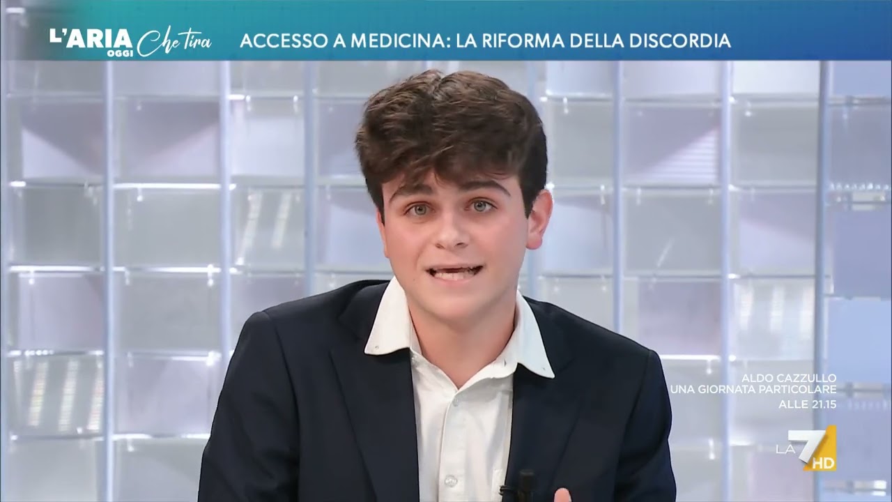 Leonardo Dimola, UDU - Sinistra Universitaria: "Ministra Bernini, è giusto selezionare i ...