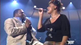 Download lagu Ebony Eyes mp3