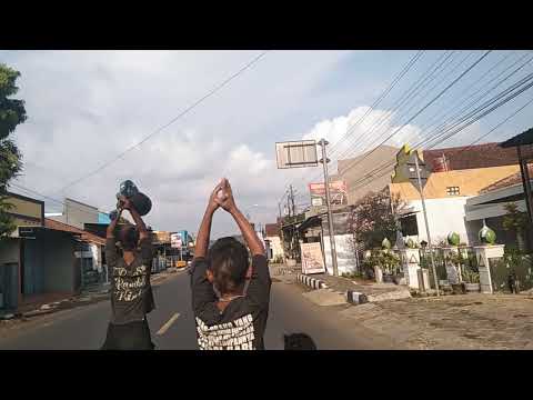 PEJUANG ESTAFET ANAK PUNK