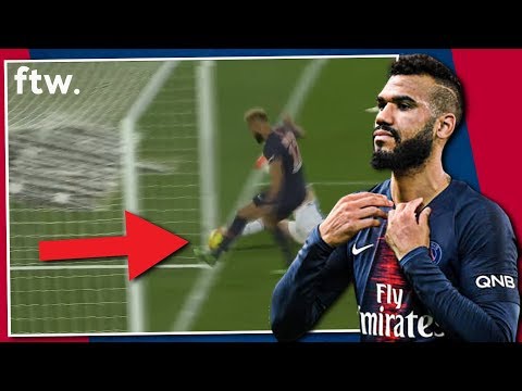 THE WORST FOOTBALL MISS OF ALL TIME (FTW)