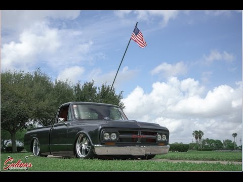 1967 GMC LS Swapped on accuair and intros! Classic Trucks From the Valley!