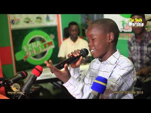 POWERFUL WORSHIP FROM 7 YEAR OLD BOY SNR MAN @ EZRA FM