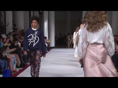 Alexis Mabille Ready-to-wear Fall-Winter 2017-2018