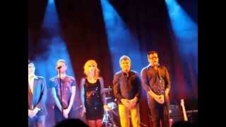 Kiscsillag & Péterfy Bori - Kit simogasson?  "zárótánc"