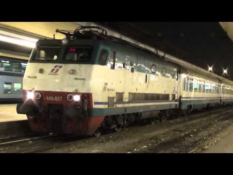 E.444.057 TERMINA CORSA A TORINO PORTA NUOVA. 22 - 12 - 2014.