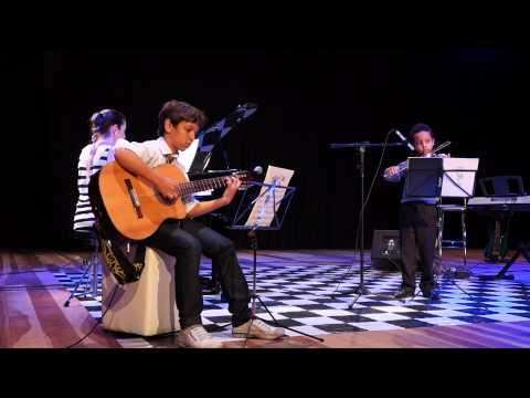 BIDELLATI- Recital de Instrumento - Lucas e Victor Nascimento - 12/2013