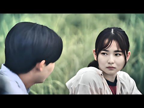 🎬山田杏奈、新境地✨ 台詞なしで魅せる目線👀と表情の揺らぎ…映画『恋に至る病』💔新場面写真解禁📸