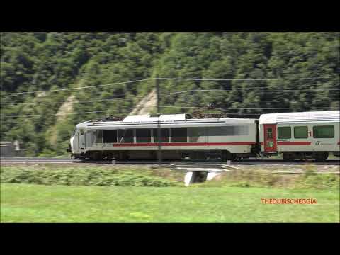 FS E.401 CON INTERCITY IN TRANSITO A ISOLA DEL CANTONE. (GE) SAB. 25 - 7 - 2020.