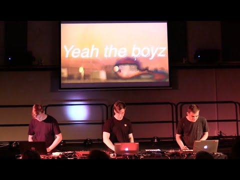 capstone.live - an Interactive audio-visual performance