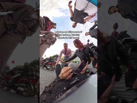 😂😂 #foryourpage #motovolgger #smartphone #motovlo #shortvideo #motovlog #cc #yamahar15
