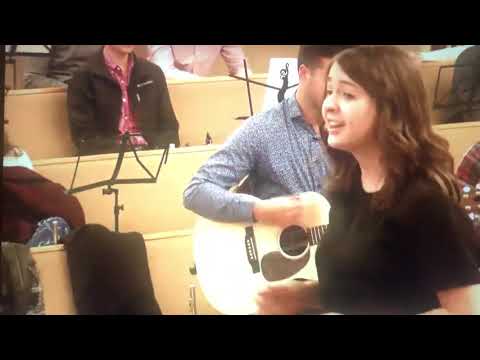 Isus e Rege!  Elim Atlanta Girls Choir