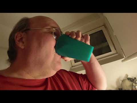 MongoTV_7898 - Min Natmad - MØLLEBOLLE Med HØNSESALAT