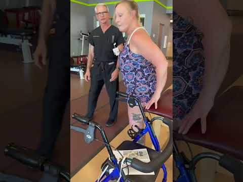 Jiffy Knee™ Recovery at 2 Weeks | Dr. McMath | Total Knee Replacement (Kim)