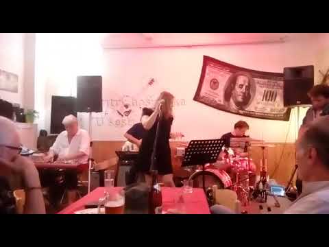 Bluesand - Lednička