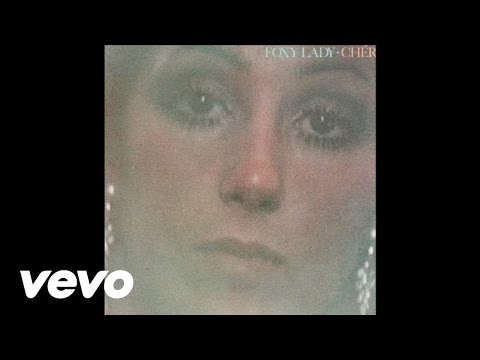 Videoclip de Living In A House Divided — Cher