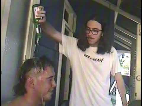 THE UNKNOWNS - MILLENNIAL ROCK (OFFICIAL VIDEO)