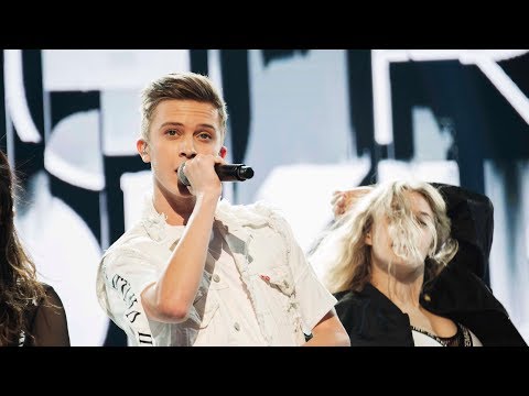 Noah Gerstenfeld sjunger When you’re looking like that i Idol 2017 - Idol Sverige (TV4)
