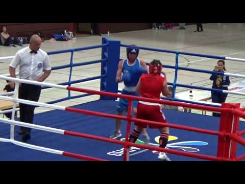 Boxen: Regina Sloboyanikov - Mira Potkonen (Int. Frauenboxturnier #21)