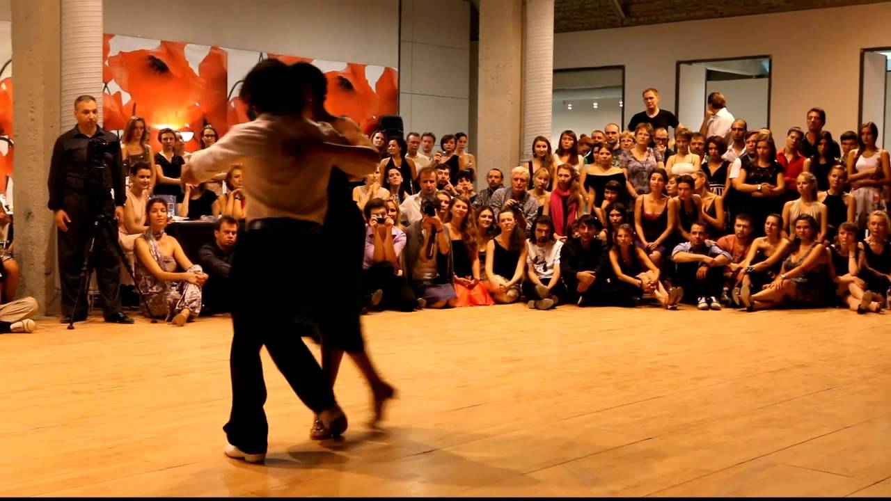 GastonTorelli - Moira Castellano 2/4