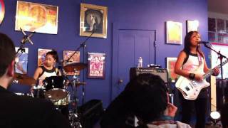 Shonen Knife - Top of the World