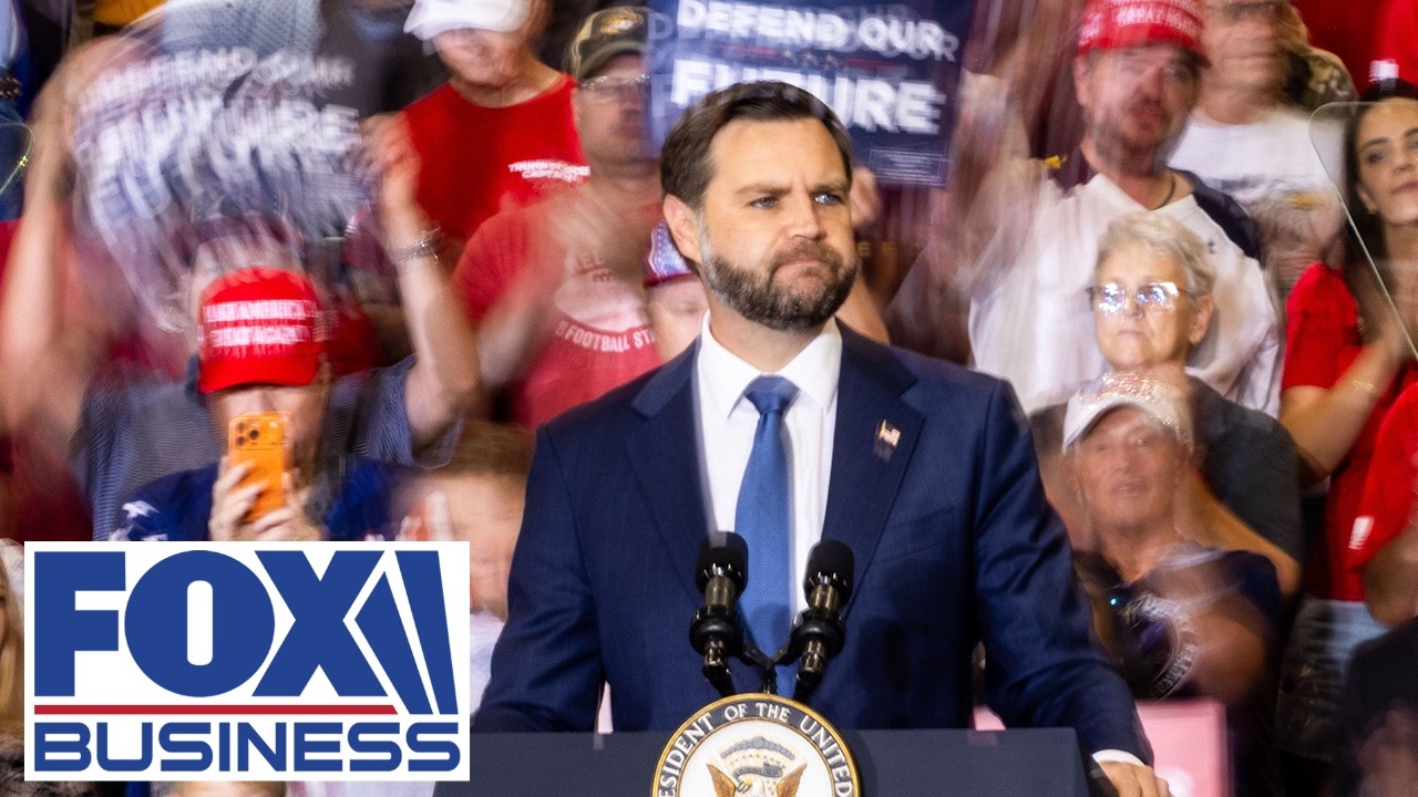 Vance FIRES UP Cincinnati crowd at high-stakes midterm rally