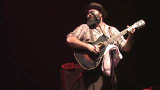 The Reverend Peyton's Big Damn Band - Vic Theater (Opening set) - Chicago, IL Nov 29, 2008