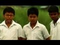 Mathil Mel Poonai 5 Boys Beat Up A Thug