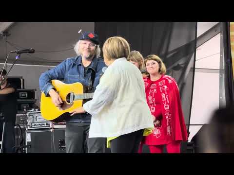 Jeff Tweedy w/ Mavis Staples & Lucious - You Are Not Alone @ Newport Folk Festival 7/27/25
