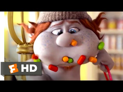 The Smurfs 2 - Candy Store Mischief | Fandango Family