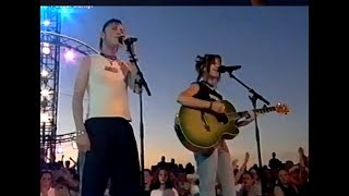 Twarres - She couldn&#39;t laugh