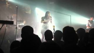 Blonde Redhead - Here Sometimes