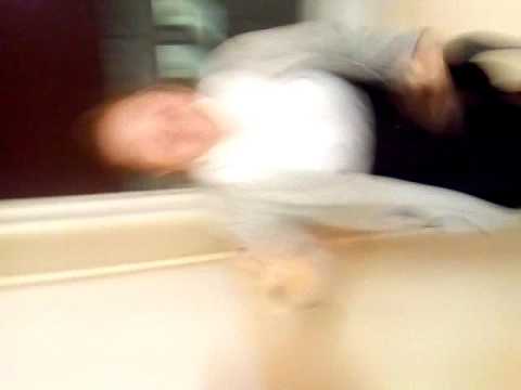 В то время когда нормальные люди на физ-ре  мы в  классе😂😁😂