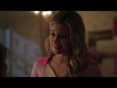 Archie And Betty Talk And Kiss, Glen Gets Taken (Ending Scene) - Riverdale 6x06 Scene