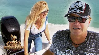 Download lagu Mitten auf dem Meer: Die Geissens stecken fest! 😱🚤 | Die Geissens #RTLZWEICLASSIC #91 mp3