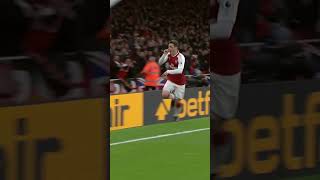 Download lagu MESUT OZIL'S BOUNCE GOAL 😍 mp3