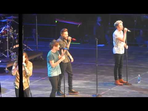 Infinity - One Direction  (Triple Ho Show 2015)