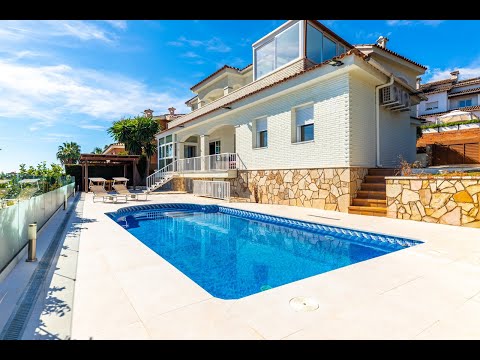 Video del inmueble Detached villa renovated in 2023 in Premià de Dalt with swimming pool and panoramic sea views