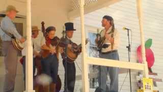 Umpqua Valley Bluegrass Band at Apple Day (PART 2 of 3) HDV 0491