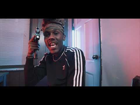 Moochapo - "Check me out" Dir. by H.E Visuals
