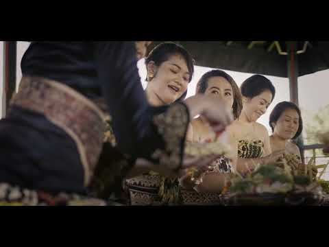 Nostalgic Feeling Emerges - Sebait Rindu untuk Bali. Official video - Rr. Ayu Maulida Putri