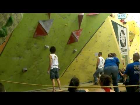 Superfinal - Vertigo Open 2012 Adam Ondra vs Stefan Bednar